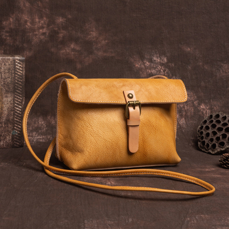 Women's Tree Cream Leather Retro Soft Shoulder Bag