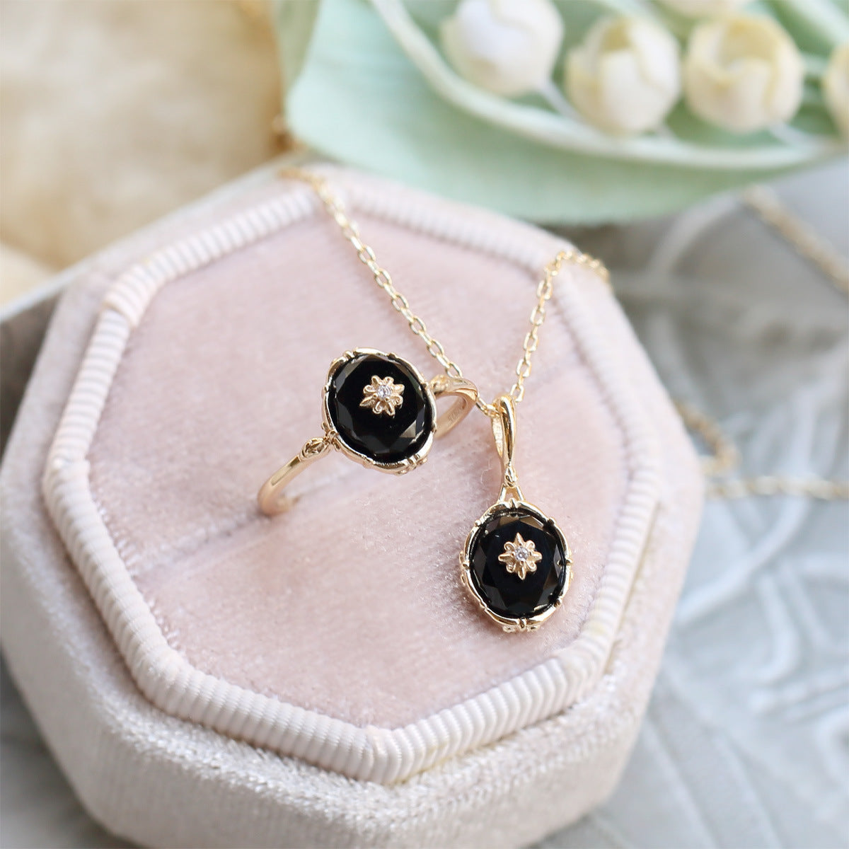 Natural Black Agate Flower Set