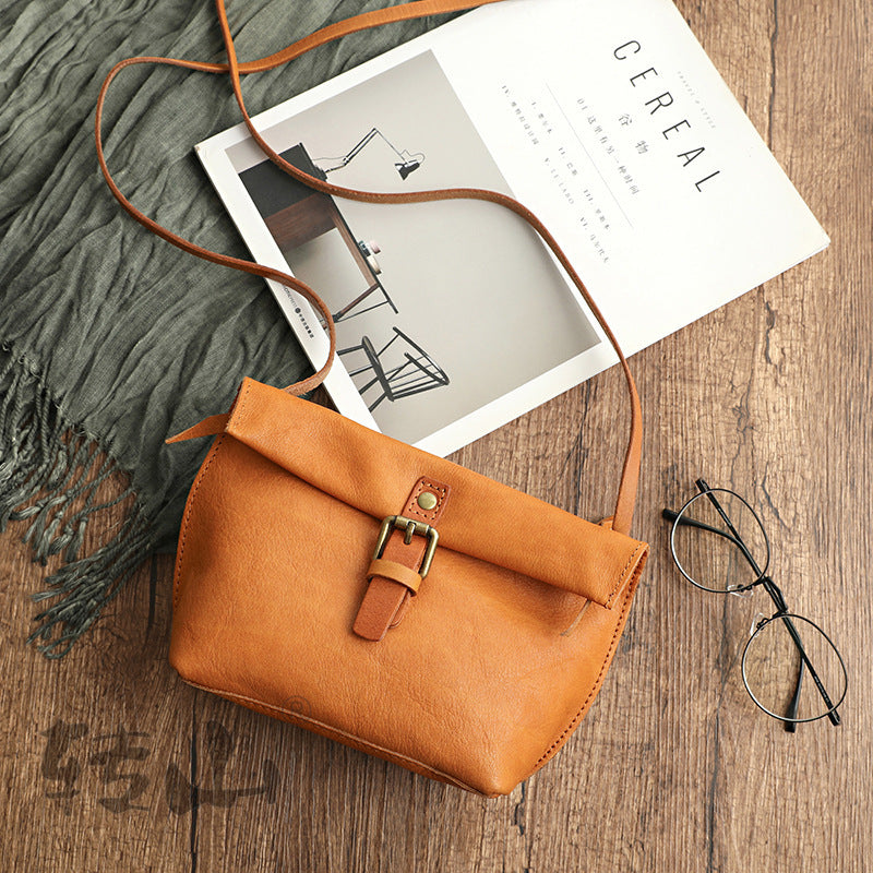 Mini vegetable tanned leather pouch