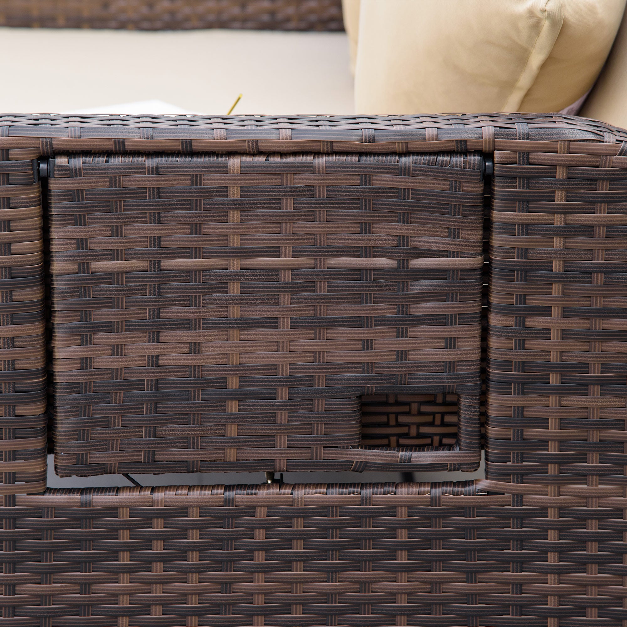 Patio Daybed with Cushions
