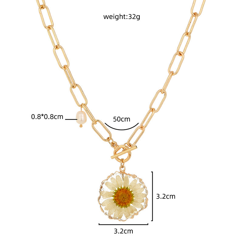 Natural Freshwater Pearl Chrysanthemum Pendant Necklace