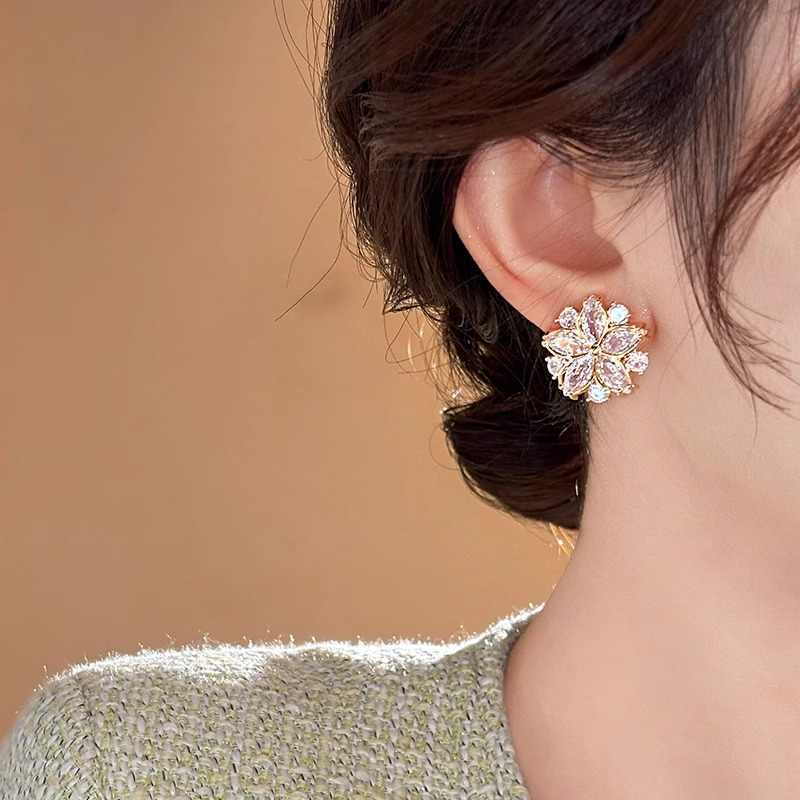 925 Sterling Silver Needle Exquisite Five Petal Flower Crystal Stud Earrings